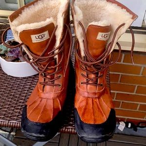 UGG Winter Boots Size 11M